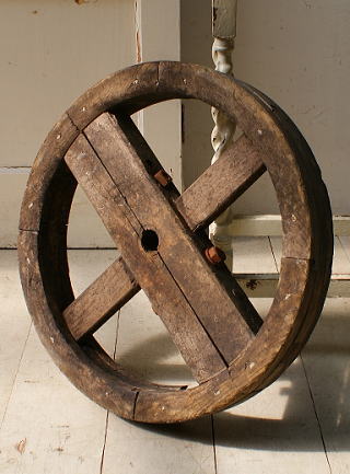 イギリス アンティーク 木製 車輪 ガーデンオーナメント 5129